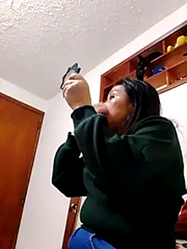 Snapshot of Samanta_gonzales chatting on February 24, 2026, 2:31 am Samanta gonzales online show from February 24, 2026, 2:31 am