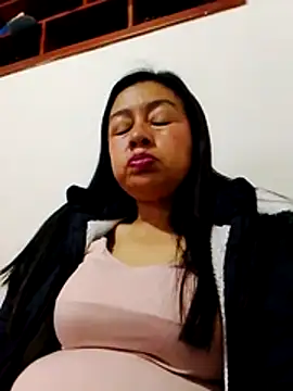 Snapshot of Samanta_gonzales chatting on February 25, 2026, 6:17 pm Samanta gonzales online show from February 25, 2026, 6:17 pm