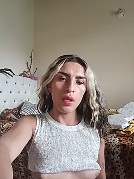 Snapshot of Crys_Talin chatting on February 22, 2026, 8:29 pm Crys Talin online show from February 22, 2026, 8:29 pm