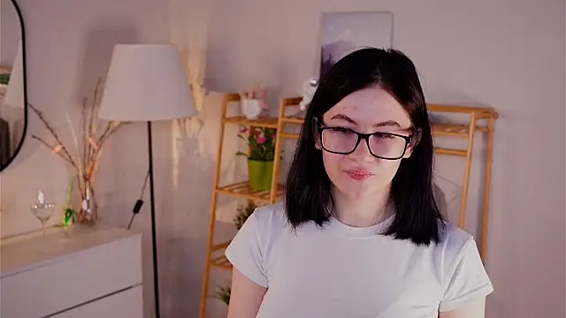 Snapshot of TwilaMode chatting on March 2, 2026, 3:52 am TwilaMode online show from March 2, 2026, 3:52 am