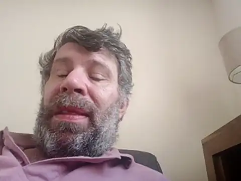 Snapshot of stud2512 chatting on February 25, 2026, 11:20 am stud2512 online show from February 25, 2026, 11:20 am