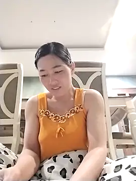 Snapshot of lris-Beauty77 chatting on February 24, 2026, 11:25 pm lris-Beauty77 online show from February 24, 2026, 11:25 pm