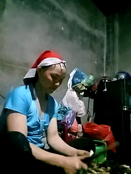 Snapshot of elen8800 chatting on February 24, 2026, 11:19 am elen8800 online show from February 24, 2026, 11:19 am