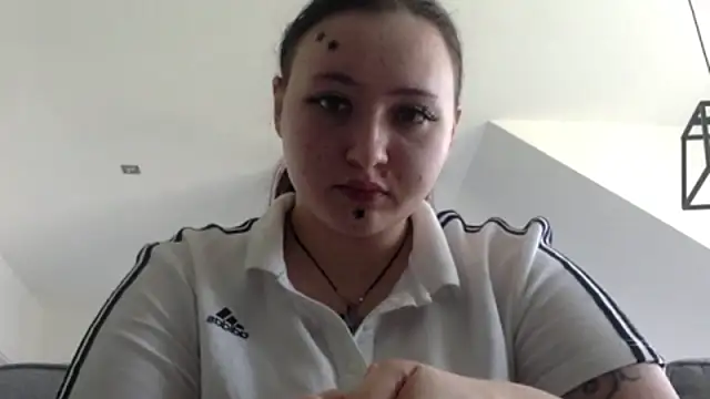 Snapshot of AriaWet chatting on March 2, 2026, 11:39 am AriaWet online show from March 2, 2026, 11:39 am