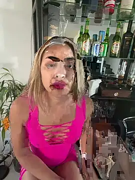 Snapshot of RubiaMorena chatting on March 1, 2026, 9:28 pm RubiaMorena online show from March 1, 2026, 9:28 pm