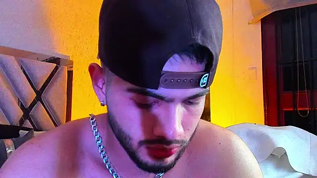 Vincentblack online show from February 24, 2026, 6:33 am