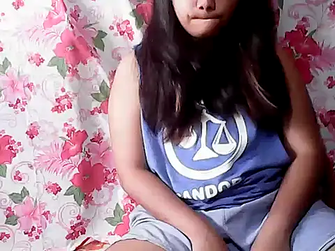 Snapshot of Flowerbebe chatting on March 2, 2026, 5:52 am Flowerbebe online show from March 2, 2026, 5:52 am