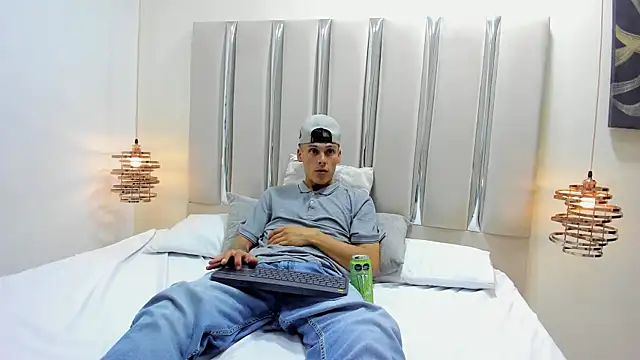 Snapshot of Ethan_Wolfe chatting on February 27, 2026, 6:02 am Ethan Wolfe online show from February 27, 2026, 6:02 am