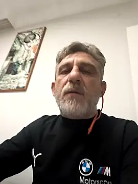 Snapshot of arelll34 chatting on February 25, 2026, 11:58 pm arelll34 online show from February 25, 2026, 11:58 pm