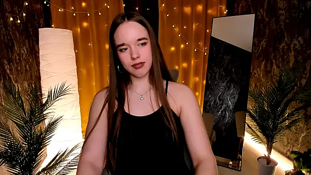 Sweet Naomi  online show from March 2, 2026, 10:44 am