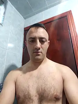 Snapshot of RaphandLey chatting on March 1, 2026, 2:46 am RaphandLey online show from March 1, 2026, 2:46 am