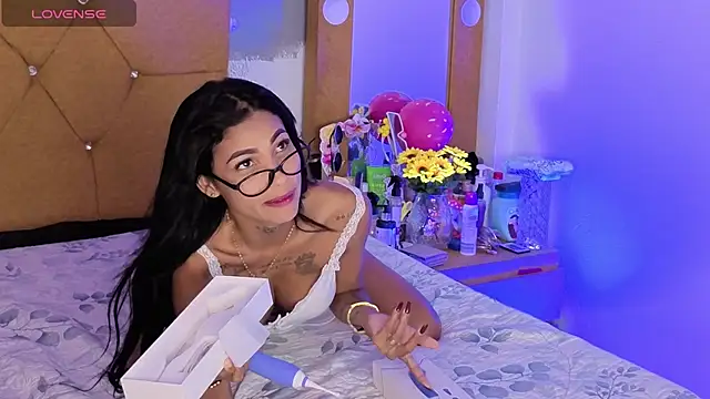 Snapshot of Antonella-smitt chatting on March 2, 2026, 3:08 pm Antonella-smitt online show from March 2, 2026, 3:08 pm