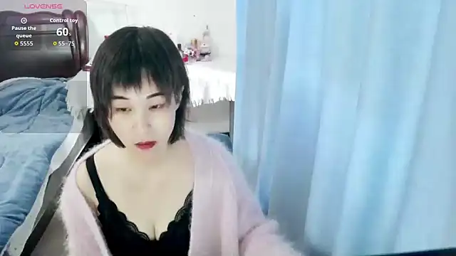 Snapshot of PINGGUO-99 chatting on March 4, 2026, 7:47 am PINGGUO-99 online show from March 4, 2026, 7:47 am