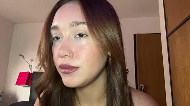 ariadnax0 online show from March 3, 2026, 5:52 pm