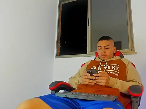 Mnell28 online show from March 2, 2026, 2:47 am