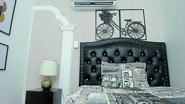 Kenndra lust online show from March 9, 2026, 12:53 pm