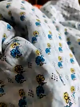 Snapshot of OBengaliBabuO chatting on December 23, 2024, 2:24 am OBengaliBabuO online show from December 23, 2024, 2:24 am