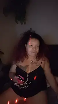 NailGoddessnow online show from January 14, 2025, 7:38 am