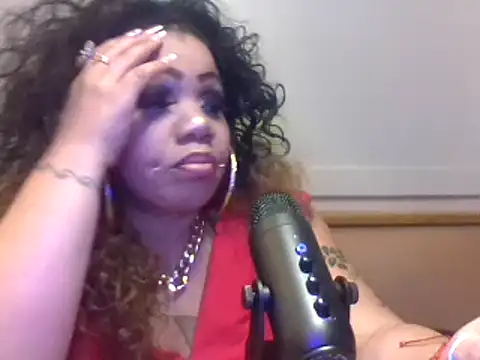 NailGoddessnow online show from February 13, 2025, 4:11 am