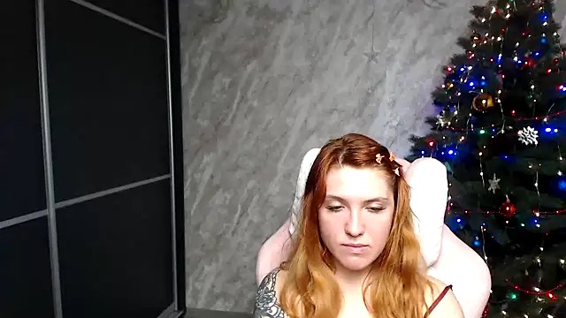 Reginasmilee online show from December 21, 2025, 1:07 pm