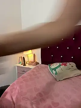 shara  online show from February 2, 2026, 4:44 am