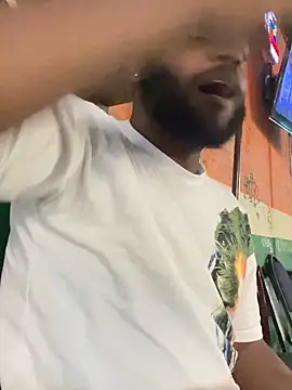 Snapshot of BigHunchoDick chatting on March 20, 2025, 9:13 pm BigHunchoDick online show from March 20, 2025, 9:13 pm