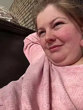 Snapshot of BootyLola chatting on March 9, 2025, 9:35 am BootyLola online show from March 9, 2025, 9:35 am