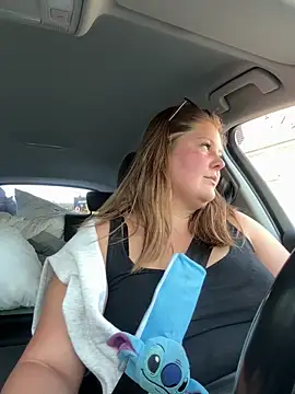 Snapshot of BootyLola chatting on October 2, 2025, 1:29 pm BootyLola online show from October 2, 2025, 1:29 pm