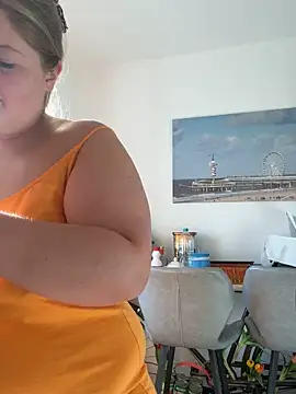 Snapshot of BootyLola chatting on November 7, 2025, 9:31 am BootyLola online show from November 7, 2025, 9:31 am