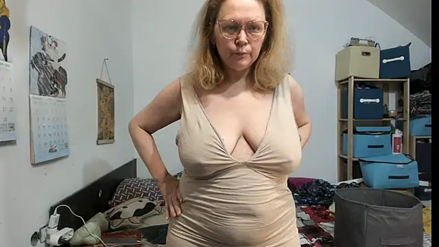 switchlorenx online show from February 6, 2026, 9:07 pm