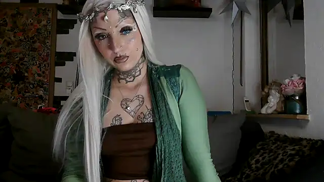 RoxxyInk online show from February 14, 2026, 12:07 am