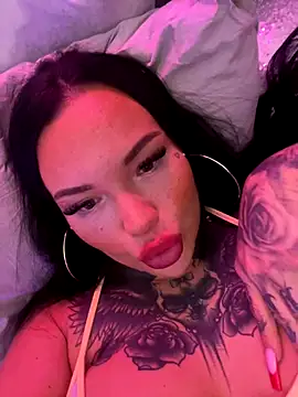  MelinaCurves  online show from November 26, 2025, 10:22 pm