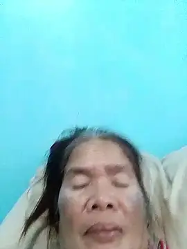 Snapshot of sexylizzy4u chatting on February 18, 2026, 3:46 am sexylizzy4u online show from February 18, 2026, 3:46 am