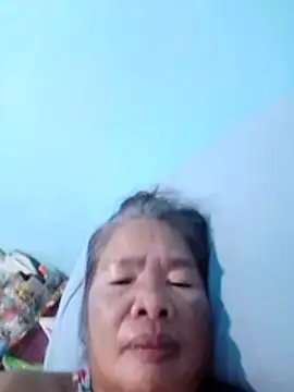 Snapshot of sexylizzy4u chatting on February 21, 2026, 11:06 pm sexylizzy4u online show from February 21, 2026, 11:06 pm