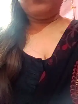 Snapshot of naughtymadam chatting on December 18, 2024, 4:20 am naughtymadam online show from December 18, 2024, 4:20 am