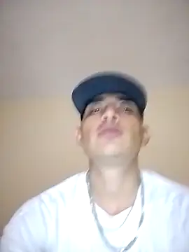 Snapshot of anonymo8976 chatting on January 8, 2026, 6:16 am anonymo8976 online show from January 8, 2026, 6:16 am