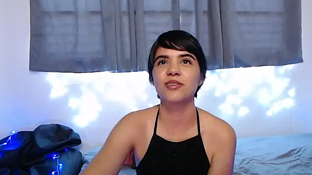 Snapshot of mia_collins_x chatting on March 4, 2026, 7:09 pm mia collins x online show from March 4, 2026, 7:09 pm