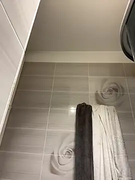 Snapshot of IrisBlues chatting on February 7, 2026, 6:00 pm IrisBlues online show from February 7, 2026, 6:00 pm