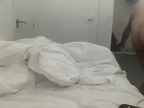 Snapshot of danyiony chatting on February 1, 2026, 4:22 am danyiony online show from February 1, 2026, 4:22 am