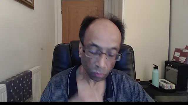 rauncher1 online show from February 12, 2026, 11:55 pm