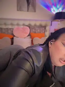 TiffanyRoxx online show from February 8, 2026, 11:46 am