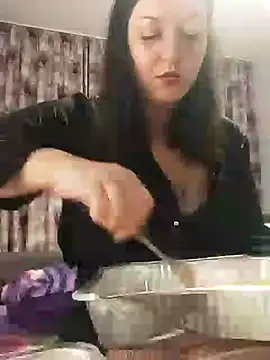 AlexandraGiogio online show from January 12, 2025, 4:29 pm