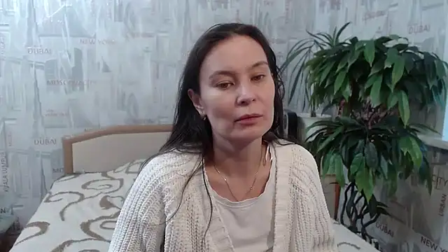 Snapshot of GinaQSoul chatting on February 6, 2026, 11:24 am GinaQSoul online show from February 6, 2026, 11:24 am