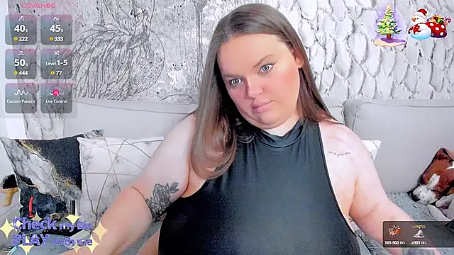 Snapshot of _MarryGirl_ chatting on January 2, 2025, 5:35 am MarryGirl online show from January 2, 2025, 5:35 am