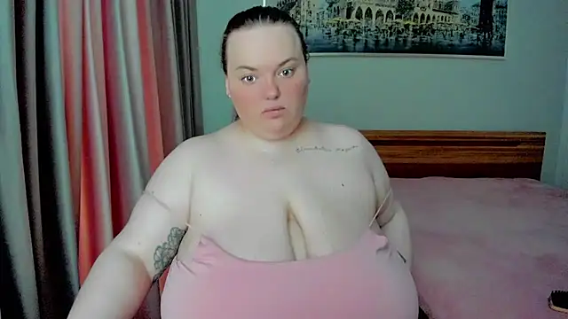 Snapshot of _MarryGirl_ chatting on October 6, 2025, 9:29 am MarryGirl online show from October 6, 2025, 9:29 am