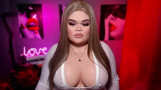 Snapshot of KarolinaThompson chatting on January 7, 2026, 7:44 am KarolinaThompson online show from January 7, 2026, 7:44 am