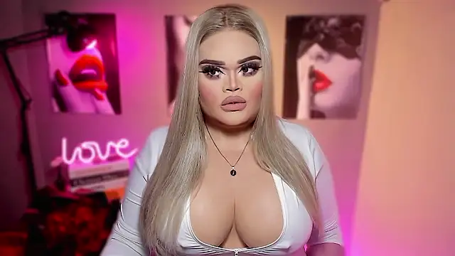 Snapshot of KarolinaThompson chatting on January 11, 2026, 8:30 am KarolinaThompson online show from January 11, 2026, 8:30 am