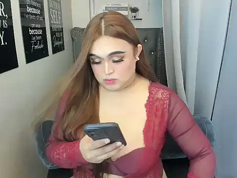 YourGirlfriendMegann online show from January 11, 2026, 10:15 pm