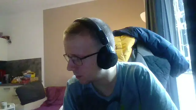 David250692 online show from October 15, 2025, 11:10 am