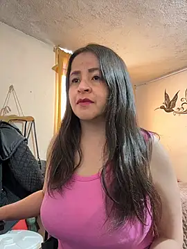 Snapshot of latinfemale chatting on January 13, 2026, 8:25 pm latinfemale online show from January 13, 2026, 8:25 pm